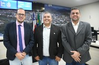 Câmara aprova PL de Ramon, Marcinho e Marcos do Ovo denominando nova creche de ‘Creche Valdeci Souza Braga’
