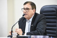 Joaquim Caíres sugere implantação de programa para realização de “exame de glicemia” em escolas e creches municipais