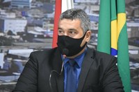 Marcinho cobra obras de drenagem e pavimentação da Rua Eufrosino Almeida