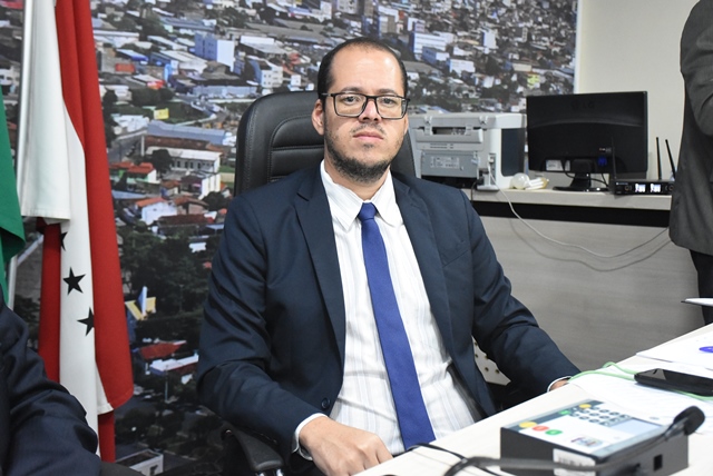 Marcos do Ovo requer construção de praça na rua Odilon Cafezeiro na Vila Aeroporto