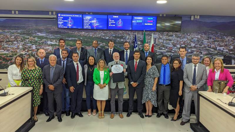 Presidente do TJBA, Nilson Castelo Branco, recebe Título de Cidadão Jequieense