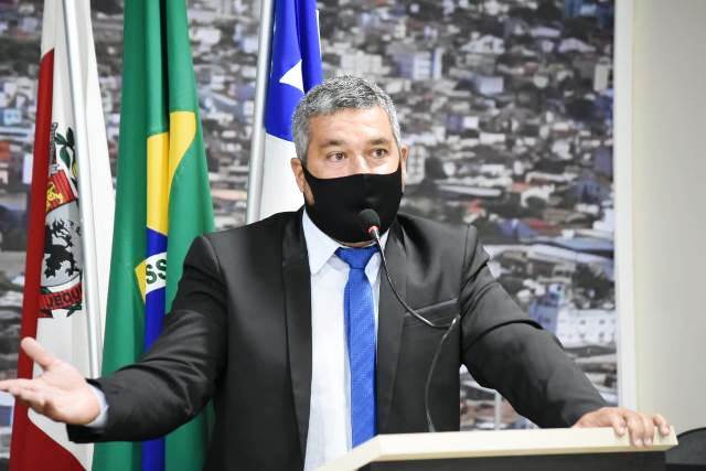 Vereador Marcinho defende implantação de Programa de Monitoria Estudantil na Rede Municipal